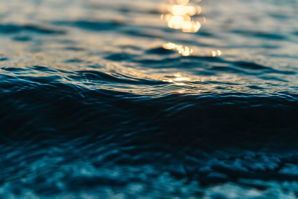 water, waves, sea-2208931.jpg